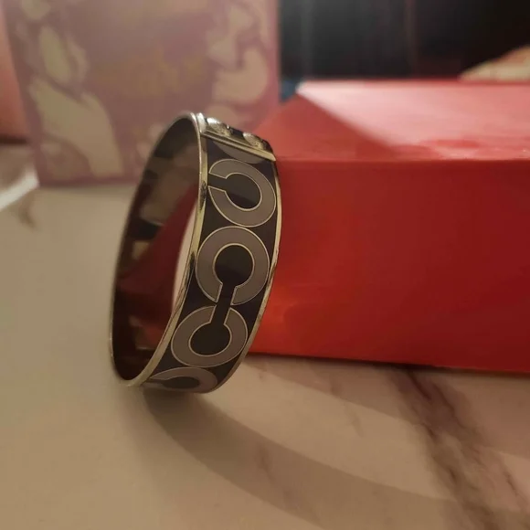 Coach Bangle - Picture 1 of 3